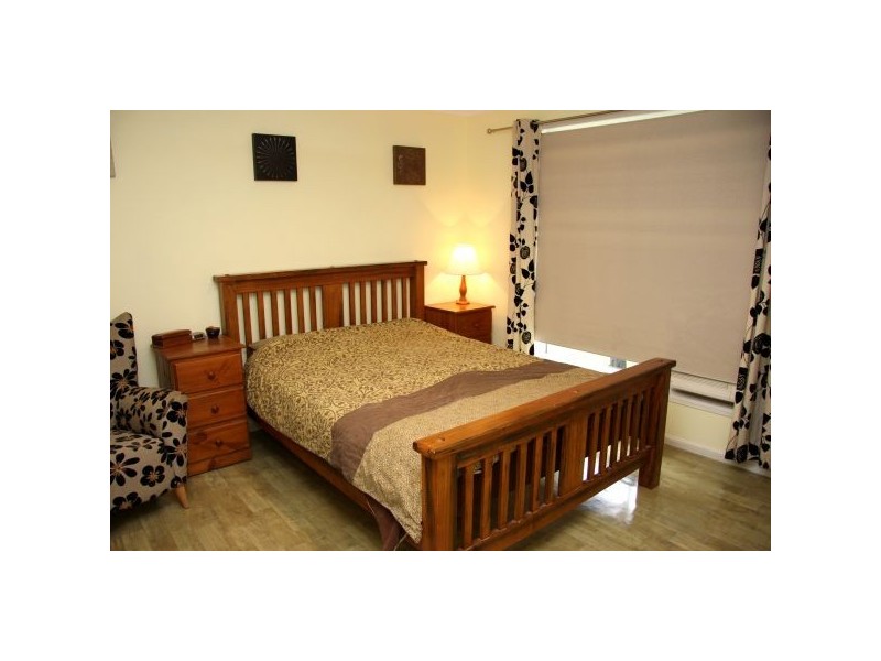 19 JAMES COOK DRIVE, Sippy Downs QLD 4556