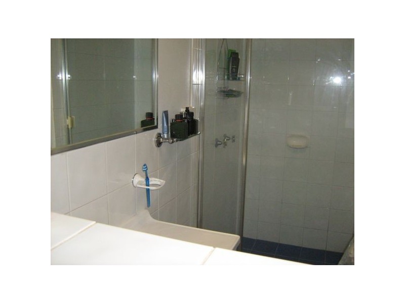 2/2 Allamanda Avenue, Buderim QLD 4556