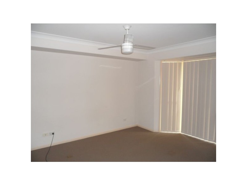 72 Statesman, Sippy Downs QLD 4556