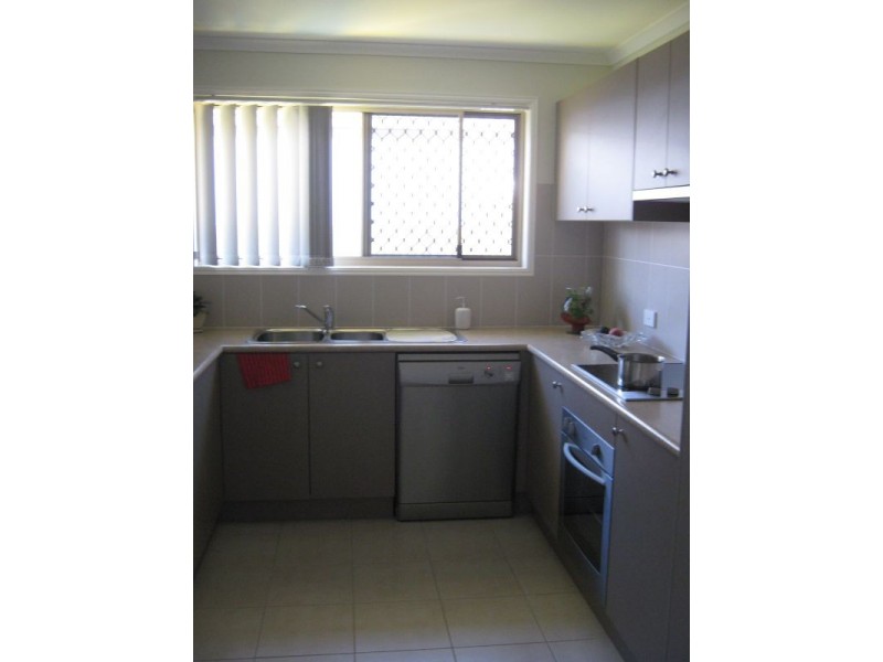 56 Chestwood  Cresent, Sippy Downs QLD 4556