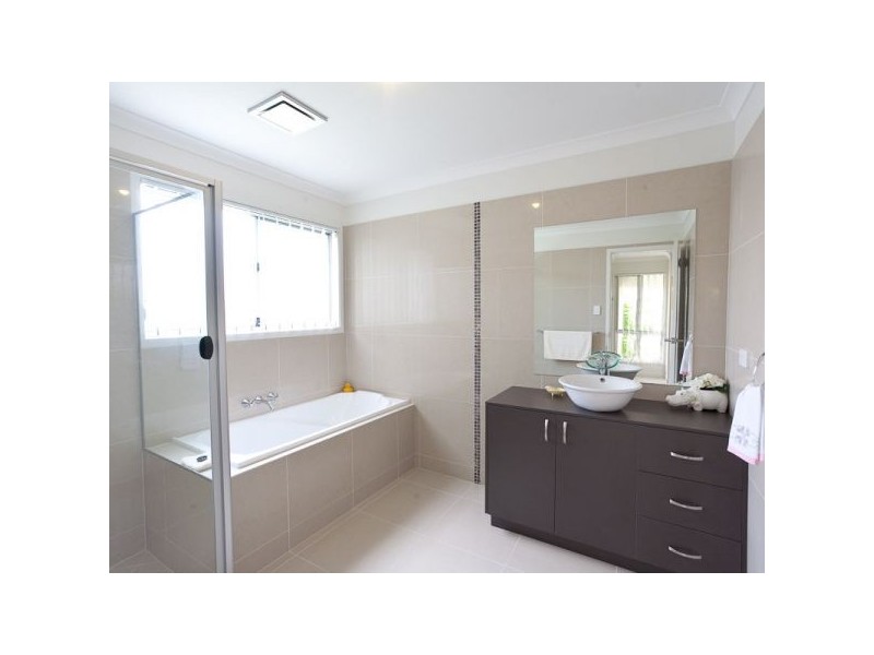 13 Ashby Street, Sippy Downs QLD 4556