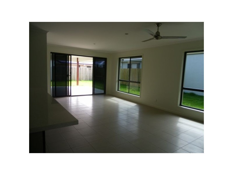 77 Creekside Drive, Sippy Downs QLD 4556