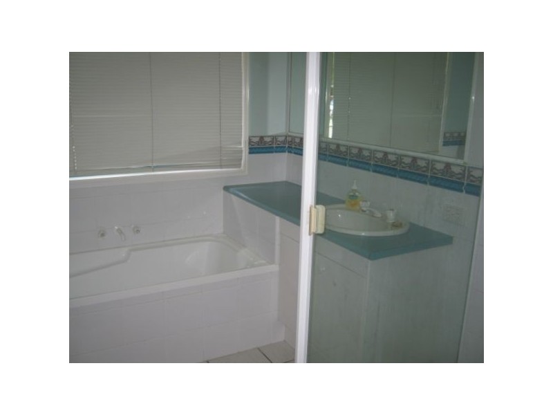 2 Phoenix Circuit, Sippy Downs QLD 4556
