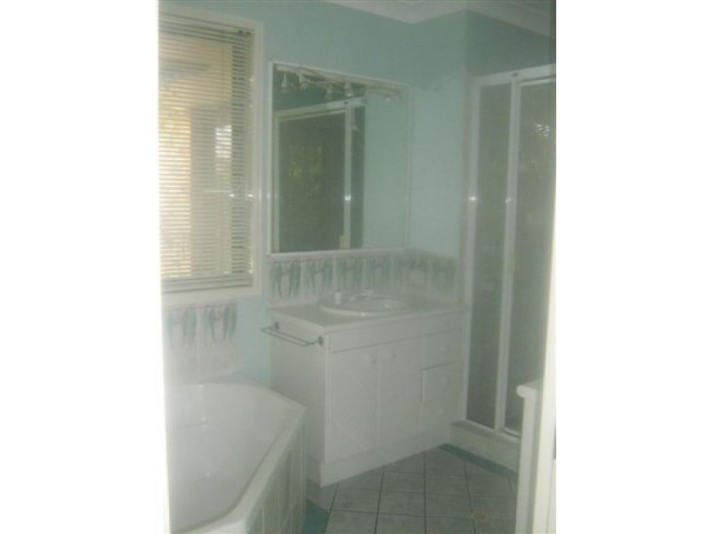 2 Phoenix Circuit, Sippy Downs QLD 4556