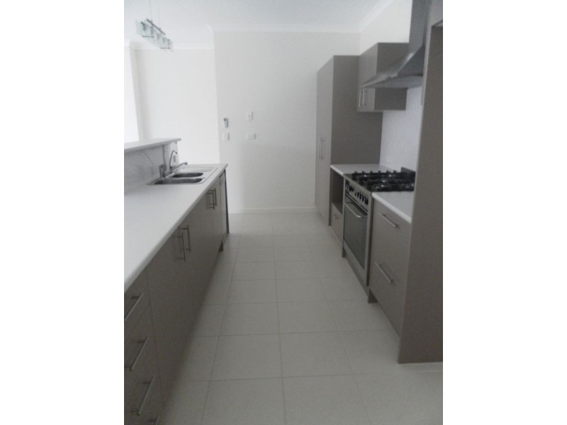 5 Red Cedar St, Sippy Downs QLD 4556