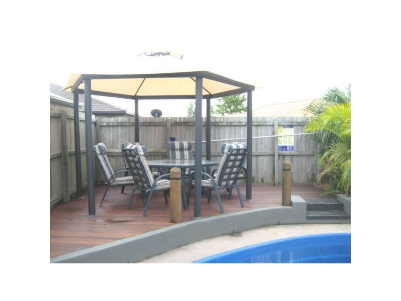 49  Albany St, Sippy Downs QLD 4556