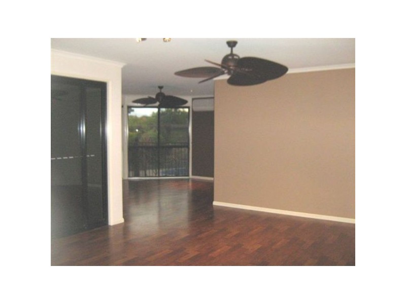 49  Albany St, Sippy Downs QLD 4556