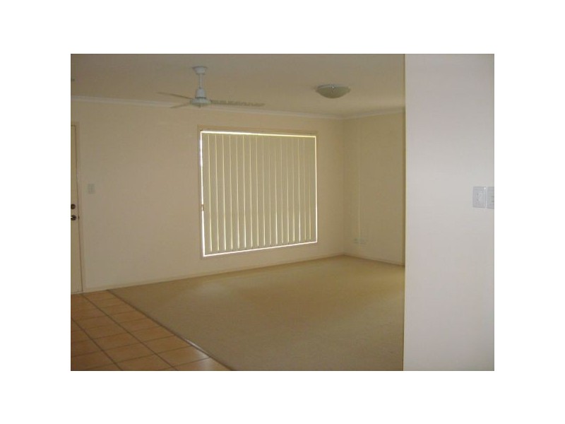 43 Oakgrove Way, Sippy Downs QLD 4556