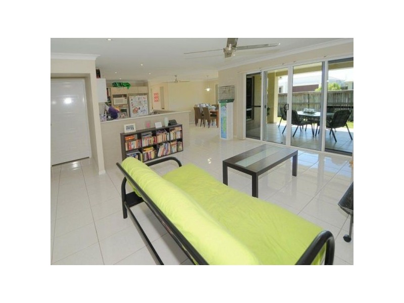 14 Alpinia Street, Sippy Downs QLD 4556