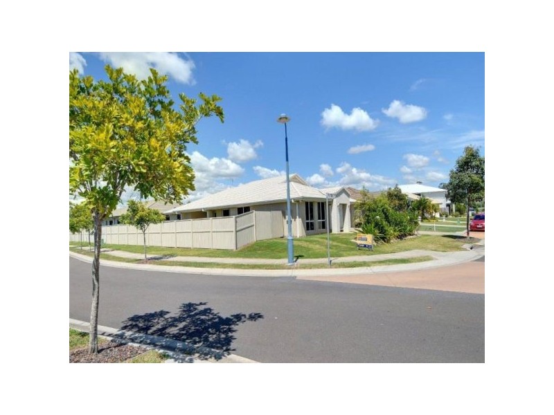 14 Alpinia Street, Sippy Downs QLD 4556