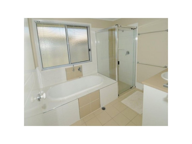 14 Alpinia Street, Sippy Downs QLD 4556