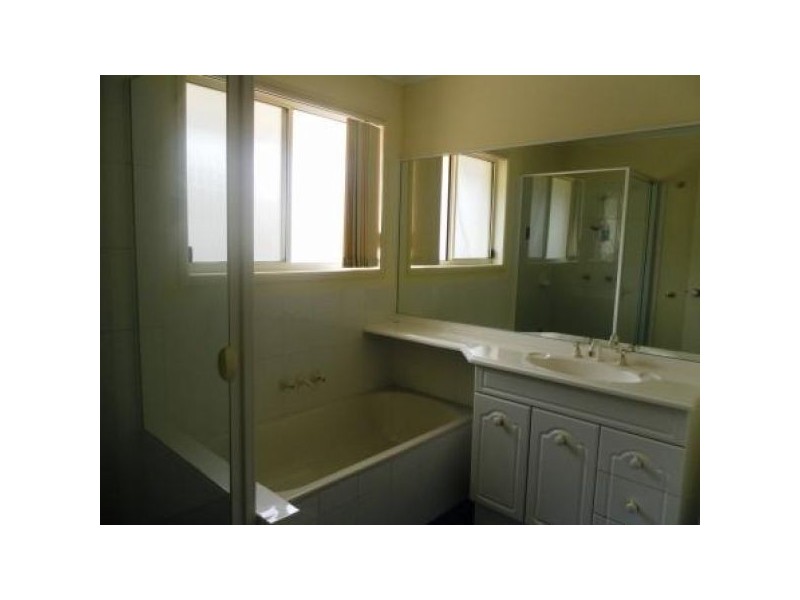 32 Trinity Crescent, Sippy Downs QLD 4556