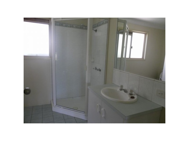 8 Ratcliffe Road, Mooloolah Valley QLD 4553