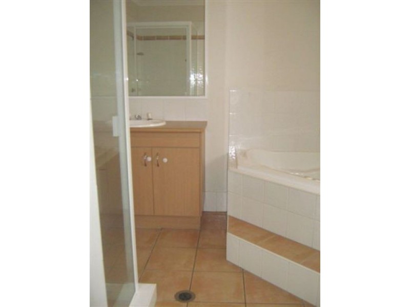 9 Setonhall Court, Sippy Downs QLD 4556