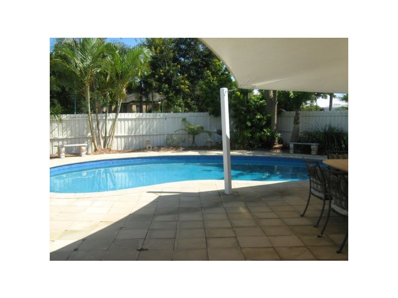 9 Setonhall Court, Sippy Downs QLD 4556