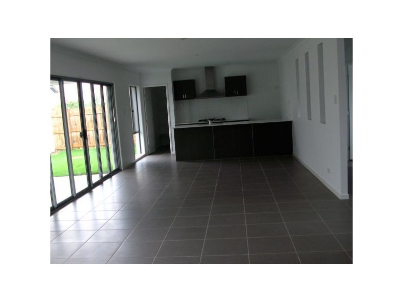 2 Forest Grove Cres, Sippy Downs QLD 4556
