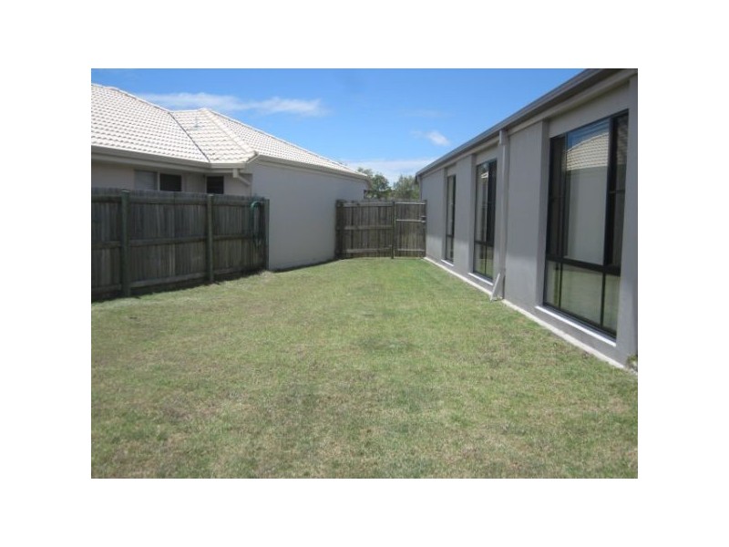 11 Davis St, Sippy Downs QLD 4556