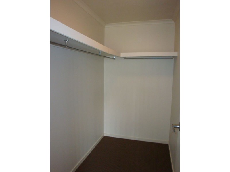 13 Ellington St, Sippy Downs QLD 4556