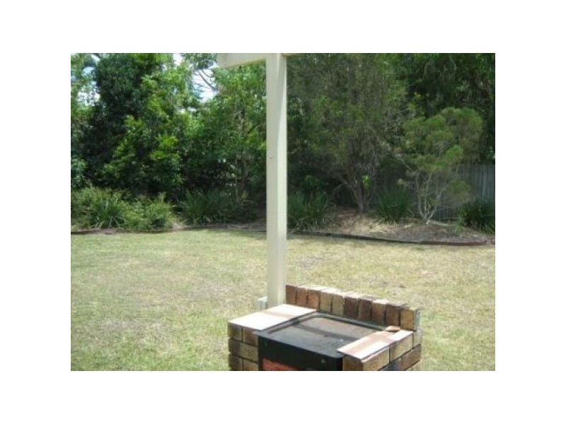 6 Oxford St, Sippy Downs QLD 4556