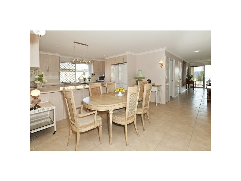 23 Wisteria Cr, Sippy Downs QLD 4556