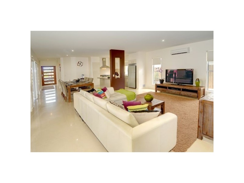 14 kepplegrove Dr, Sippy Downs QLD 4556