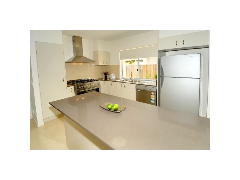 14 kepplegrove Dr, Sippy Downs QLD 4556