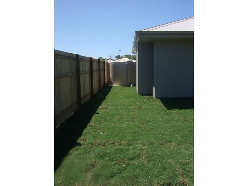 8 Parks Link Court, Pelican Waters QLD 4551