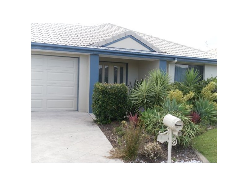 13 Bateman St, Sippy Downs QLD 4556