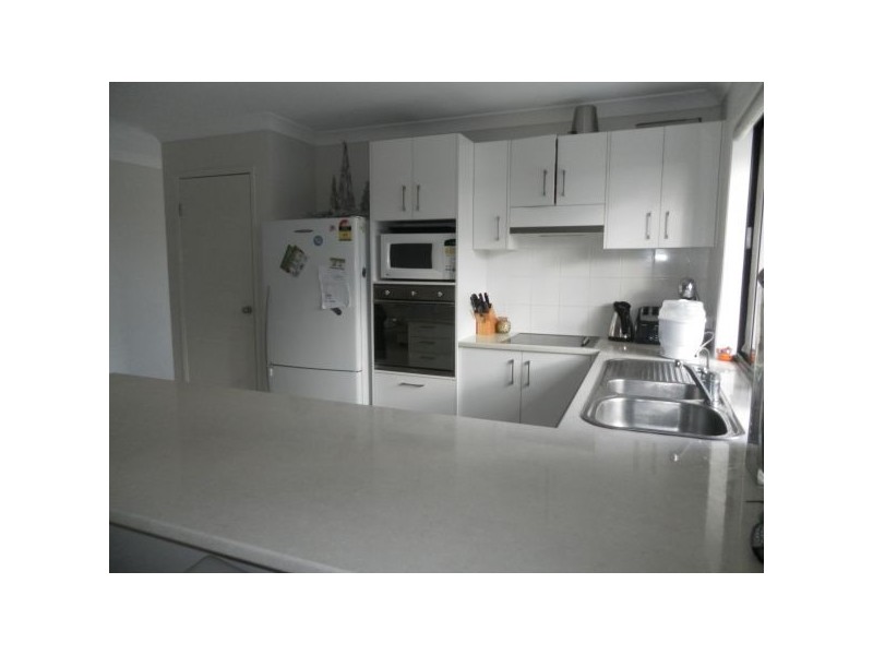13 Bateman St, Sippy Downs QLD 4556