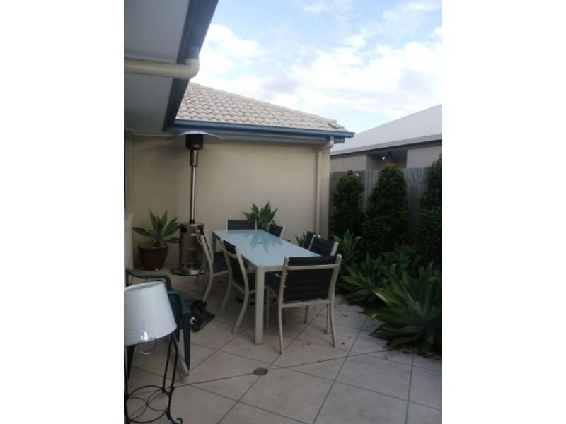 13 Bateman St, Sippy Downs QLD 4556