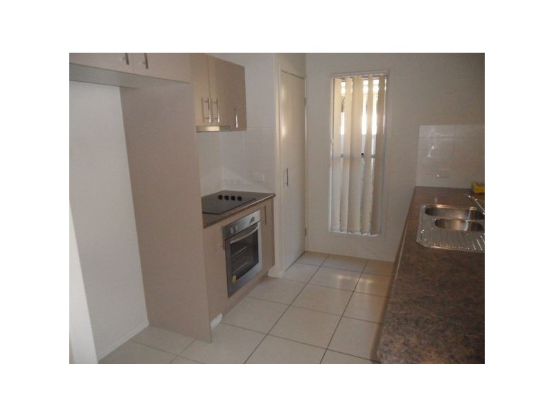 10 Silvereye Street, Sippy Downs QLD 4556