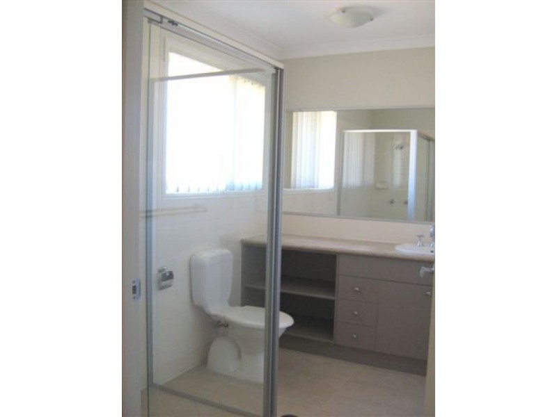 24 Chestwood  Cresent, Sippy Downs QLD 4556