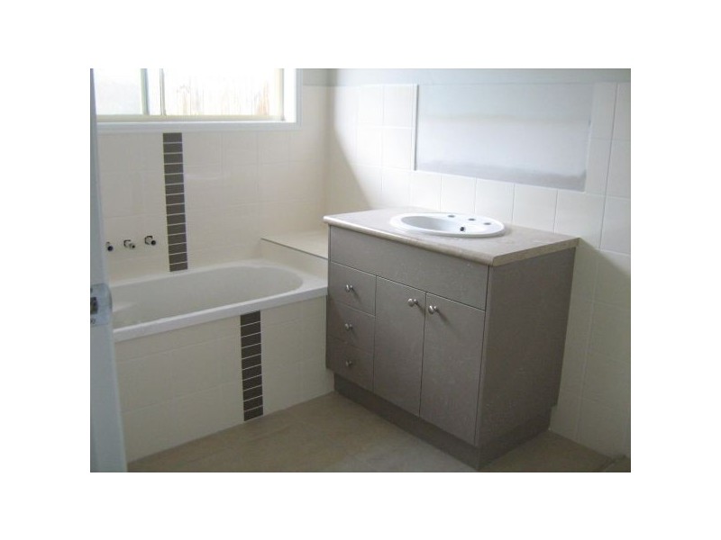 24 Chestwood  Cresent, Sippy Downs QLD 4556