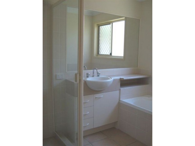 31 Windermere Way, Sippy Downs QLD 4556