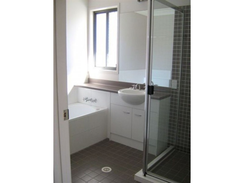 31 Windermere Way, Sippy Downs QLD 4556