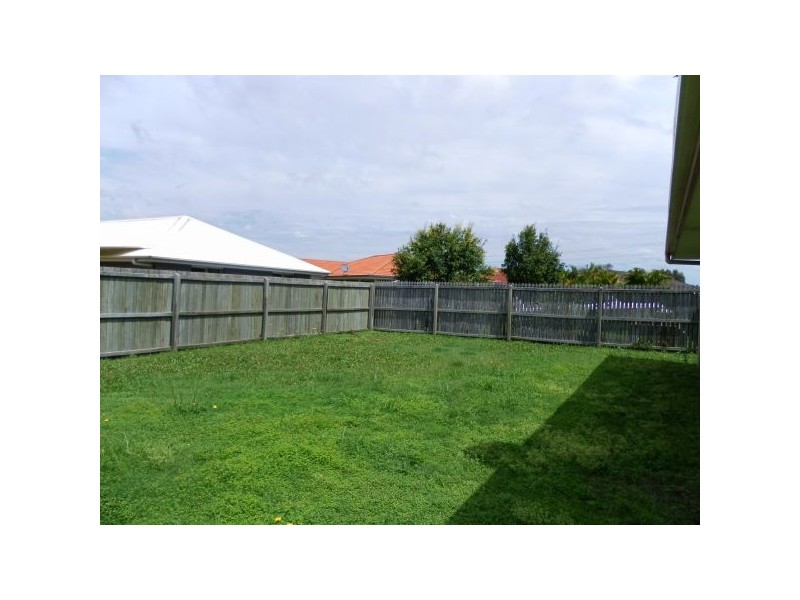 8 Explorer Street, Sippy Downs QLD 4556