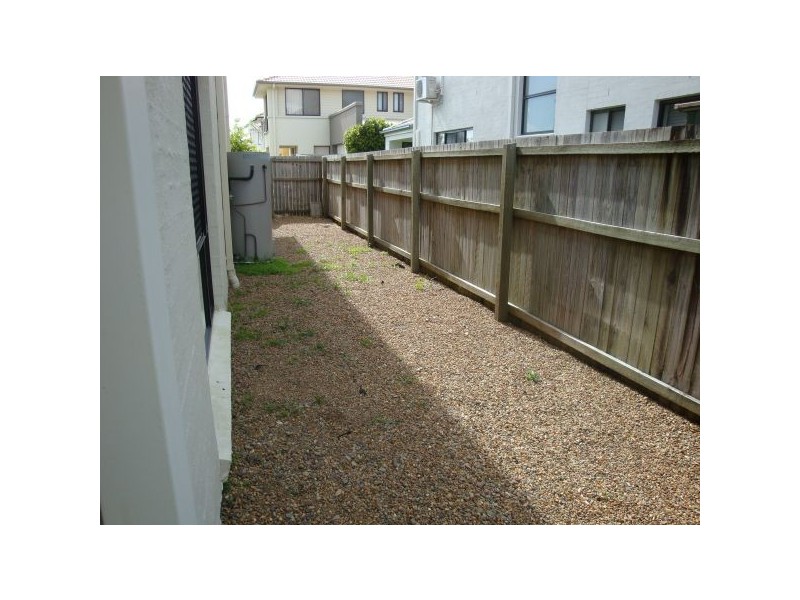 17 Cairncroft Place, Sippy Downs QLD 4556