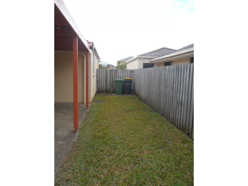 20 Bernheid Cres, Sippy Downs QLD 4556