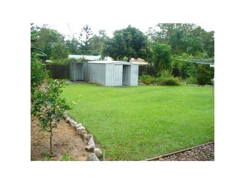 2 Vidler Court, Landsborough QLD 4550