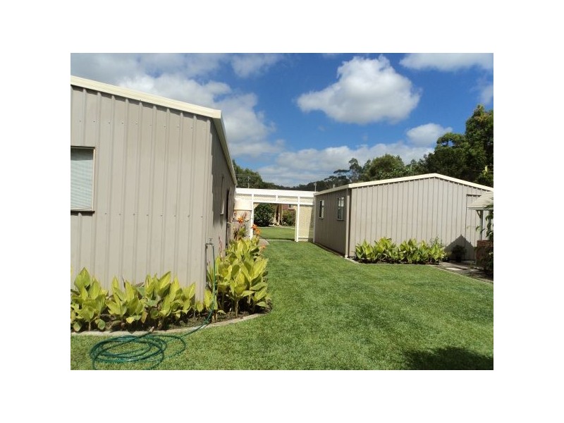 49 King Rd, Mooloolah Valley QLD 4553