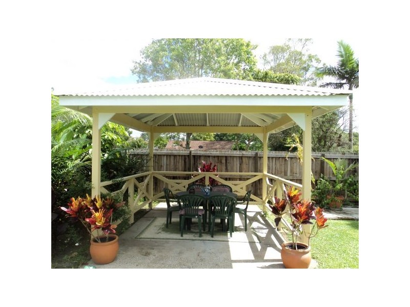 49 King Rd, Mooloolah Valley QLD 4553