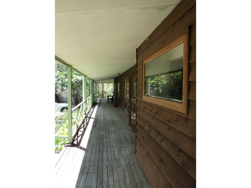 464 Neill Rd, Mooloolah Valley QLD 4553