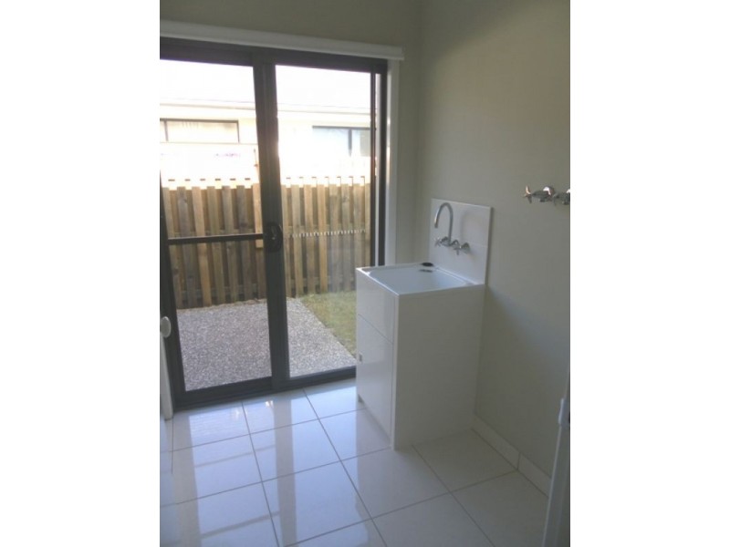 77 Chestwood Cresent, Sippy Downs QLD 4556