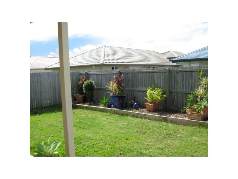 9 Moreton St, Sippy Downs QLD 4556