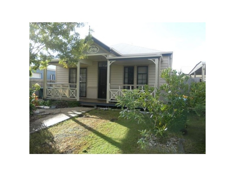 11 Irving Place, Sippy Downs QLD 4556