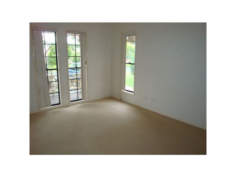 11 Irving Place, Sippy Downs QLD 4556