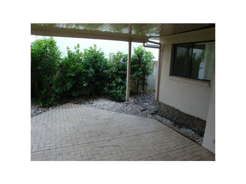 11 Irving Place, Sippy Downs QLD 4556