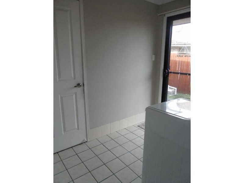 8  Statesman Cct, Sippy Downs QLD 4556