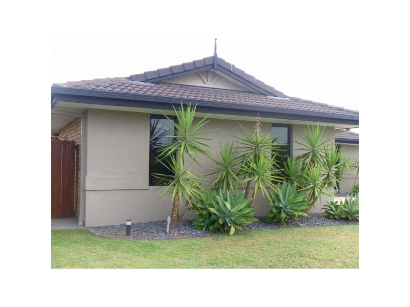 8  Statesman Cct, Sippy Downs QLD 4556
