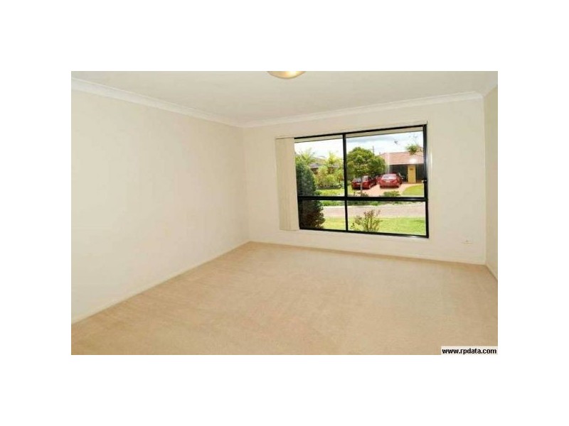 9 LINACRE STREET, Sippy Downs QLD 4556